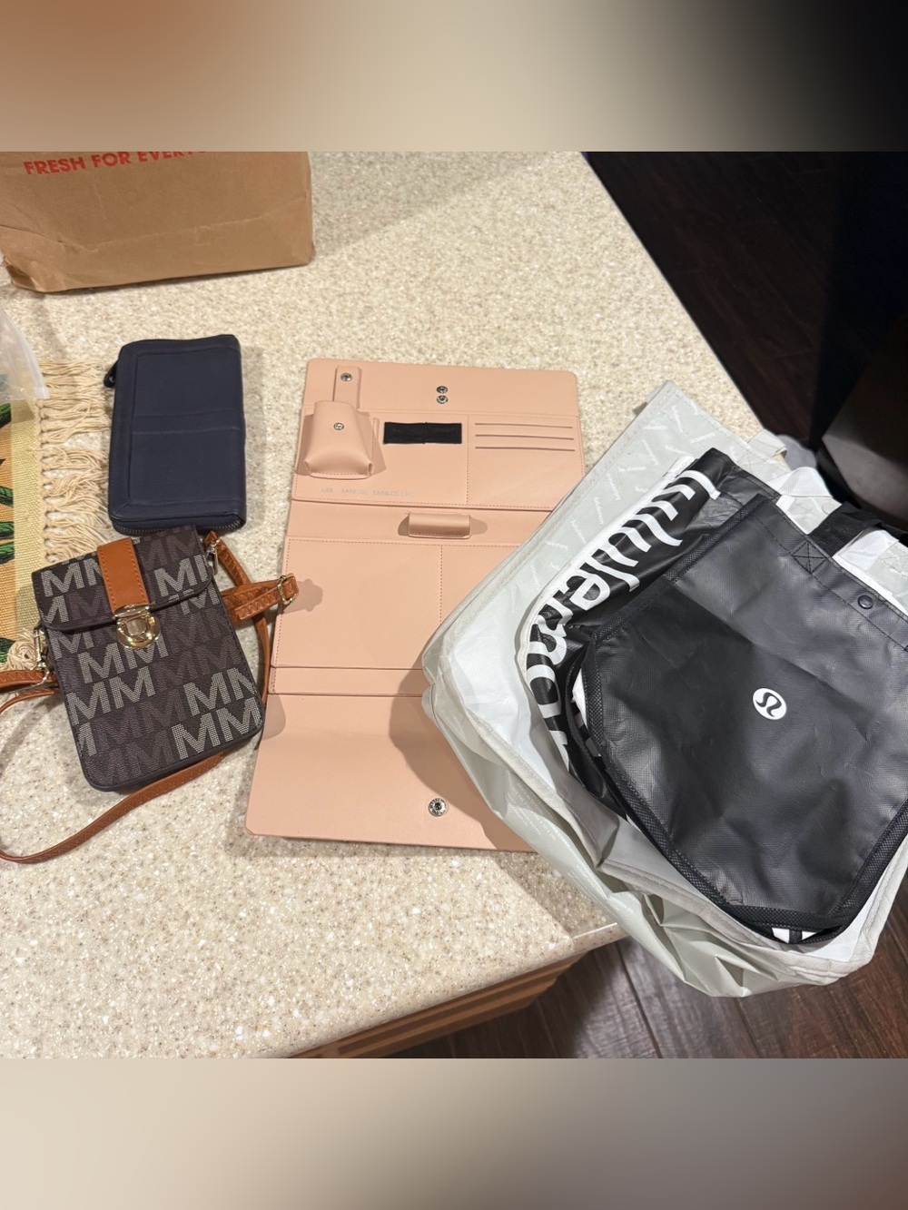 lululemon athletica Black White Totes Crossbody and travel Organizer